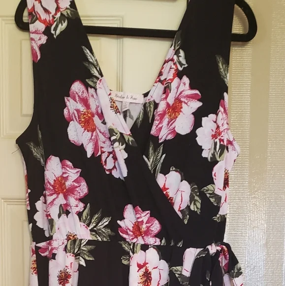 🌼Ladies Dress - Picture 7 of 11